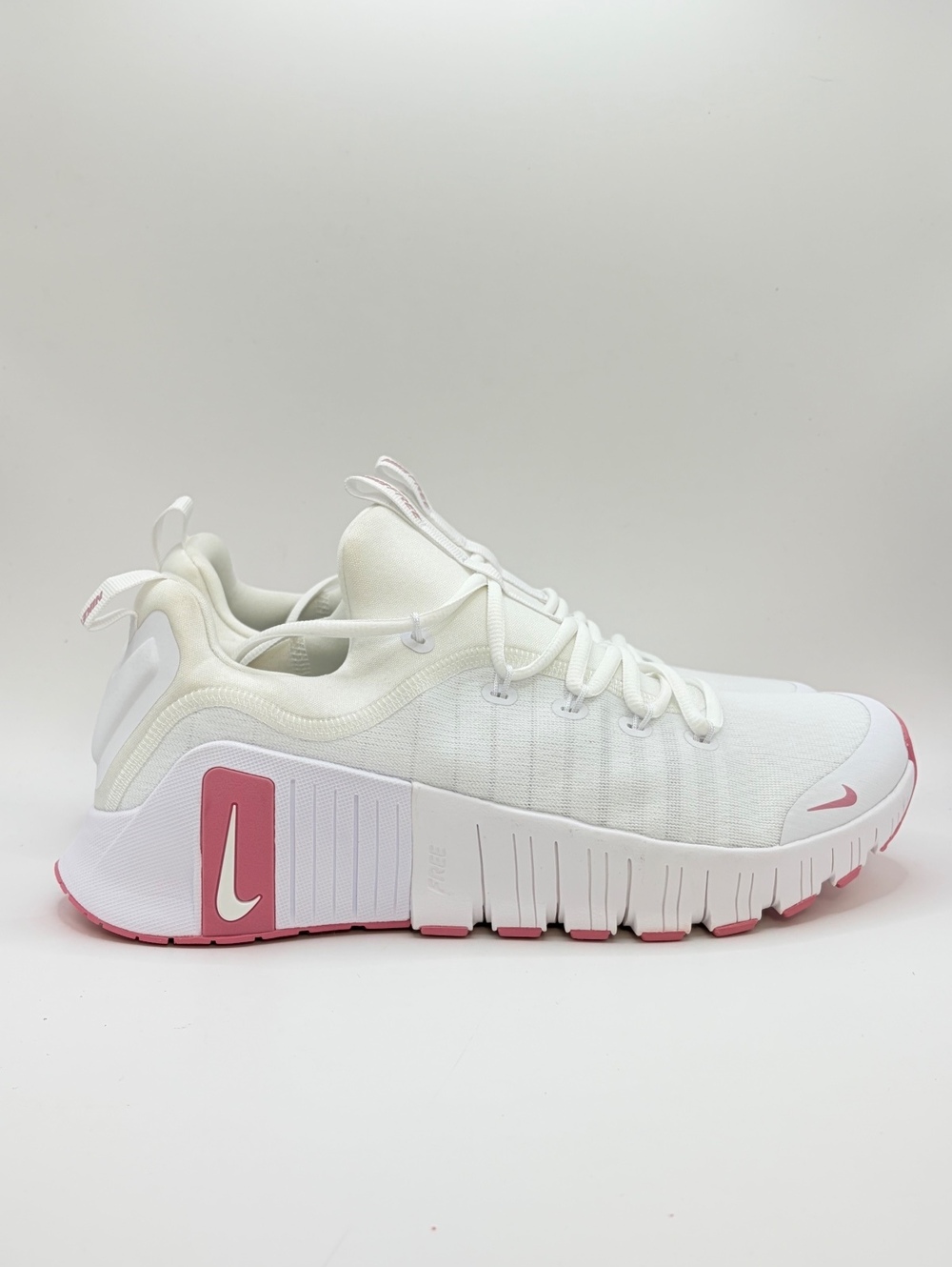 Nike Free Metcon 5 Training Shoes White Pink Size 12M/13.5W